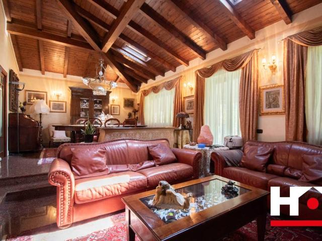 Villa in vendita a Vestone BS
