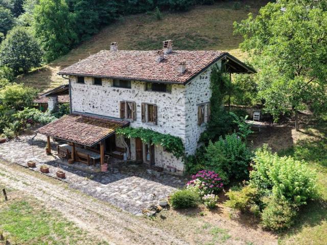 Villa in vendita a Vestone BS