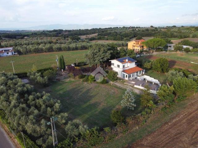 Villa in vendita a Viterbo VT