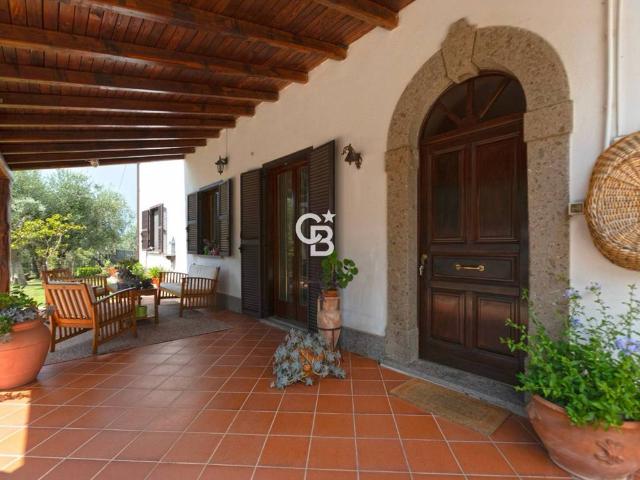 Villa in vendita a Viterbo VT