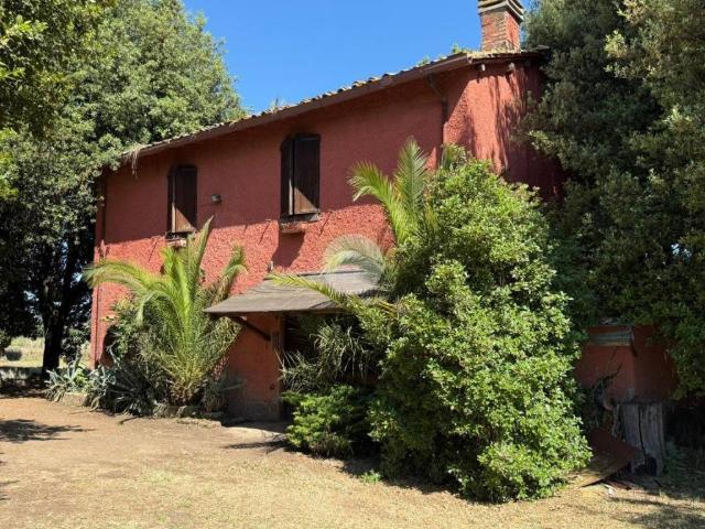 Villa in vendita a Viterbo VT