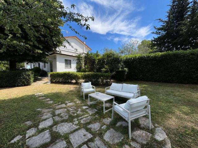 Villa in vendita a Viterbo VT