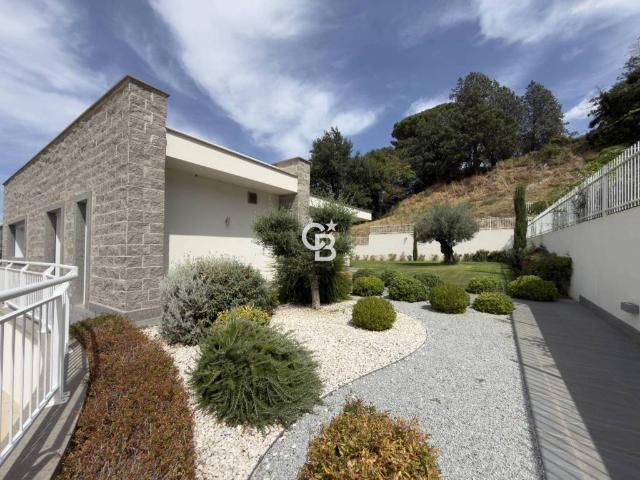 Villa in vendita a Viterbo VT