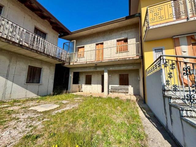 Villa in vendita a Vito d'Asio PN