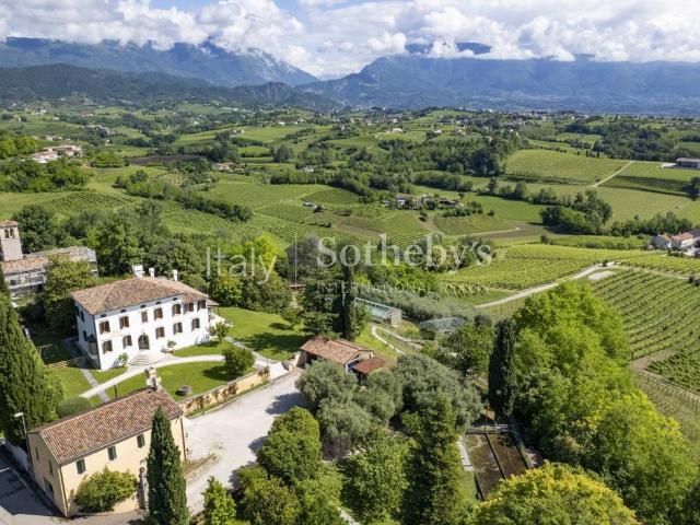 Villa in vendita a Vittorio Veneto TV