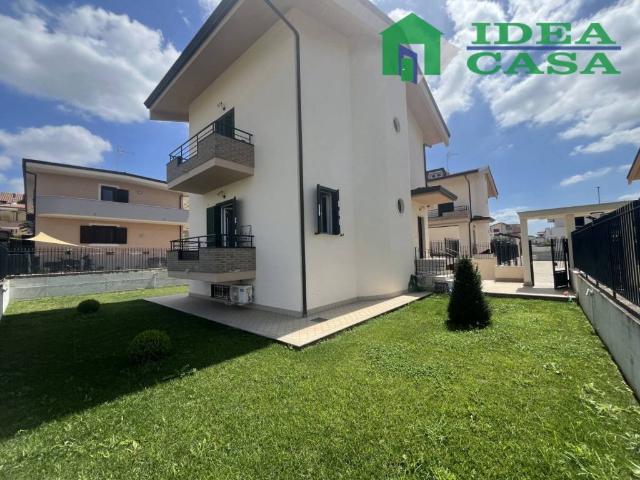 Villa in vendita a Vitulazio CE