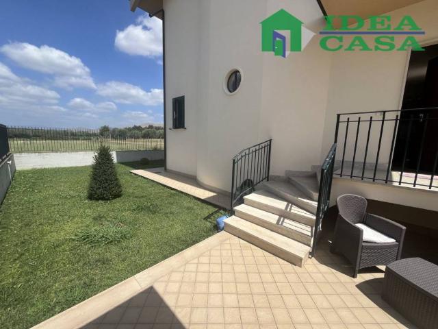 Villa in vendita a Vitulazio CE