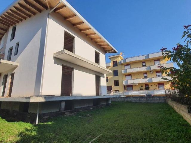 Villa in vendita a Vitulazio CE