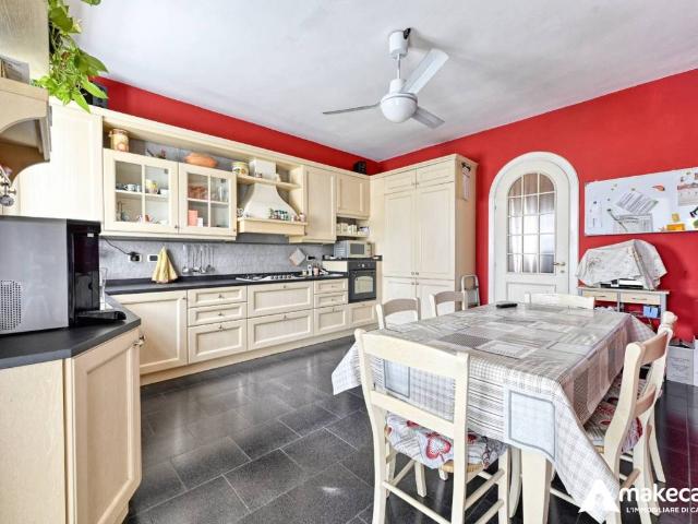 Villa in vendita a Vizzolo Predabissi MI