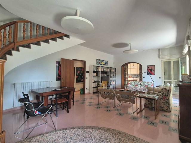 Villa in vendita a Viagrande CT