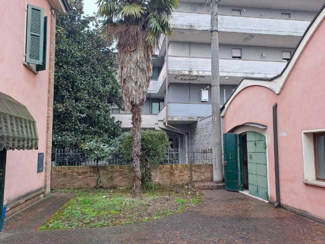 Villa in vendita a Viadana MN