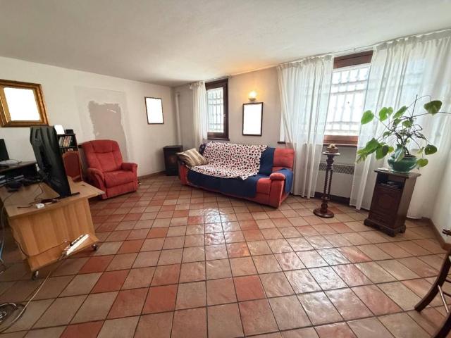 Villa in vendita a Viadana MN