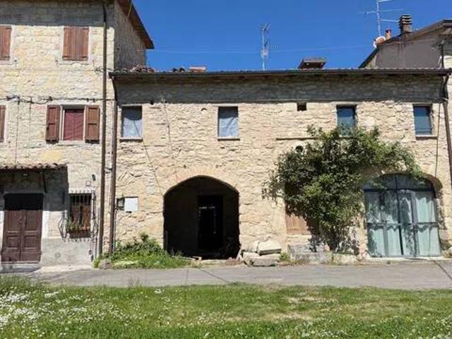 Villa in vendita a Viano RE