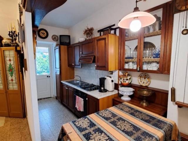 Villa in vendita a Viareggio LU