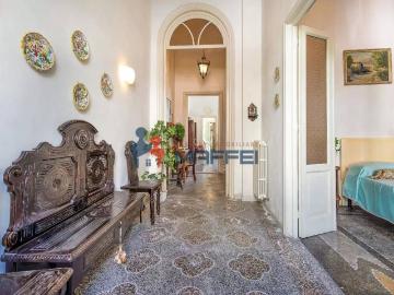 Villa in vendita a Viareggio LU