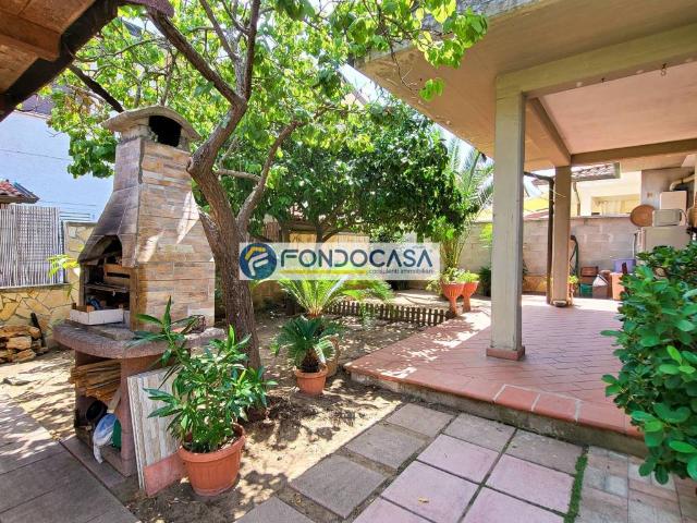 Villa in vendita a Viareggio LU