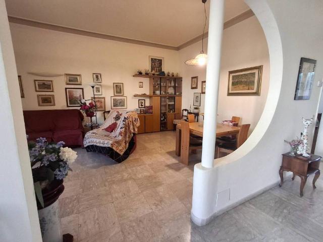 Villa in vendita a Viareggio LU