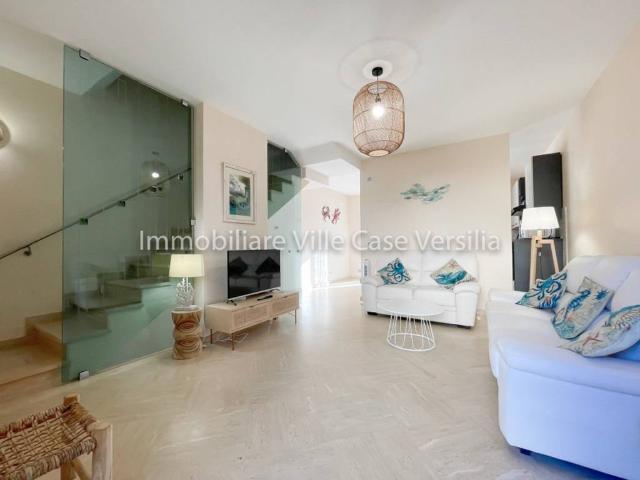 Villa in vendita a Viareggio LU