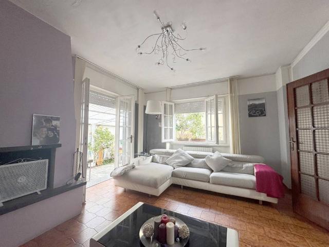 Villa in vendita a Viareggio LU