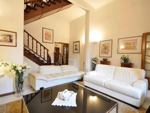 Villa in vendita a Viareggio LU