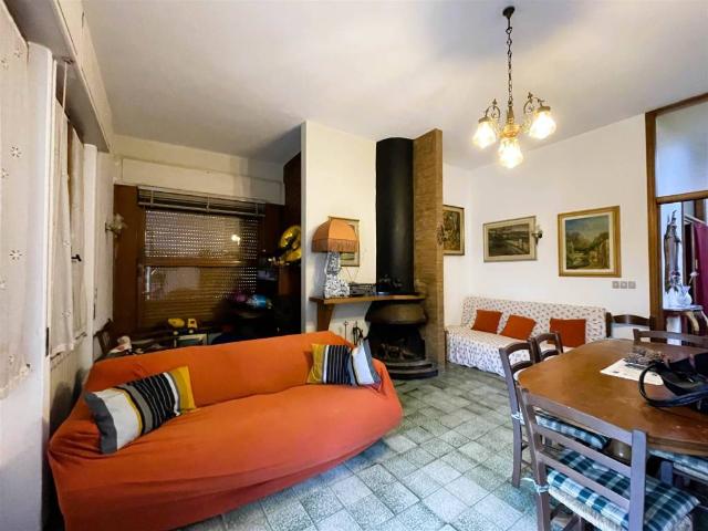 Villa in vendita a Viareggio LU