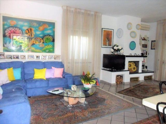 Villa in vendita a Viareggio LU