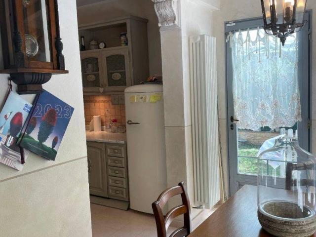 Villa in vendita a Viareggio LU