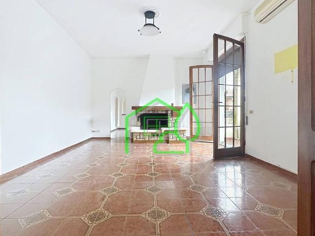 Villa in vendita a Viareggio LU