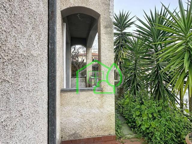 Villa in vendita a Viareggio LU