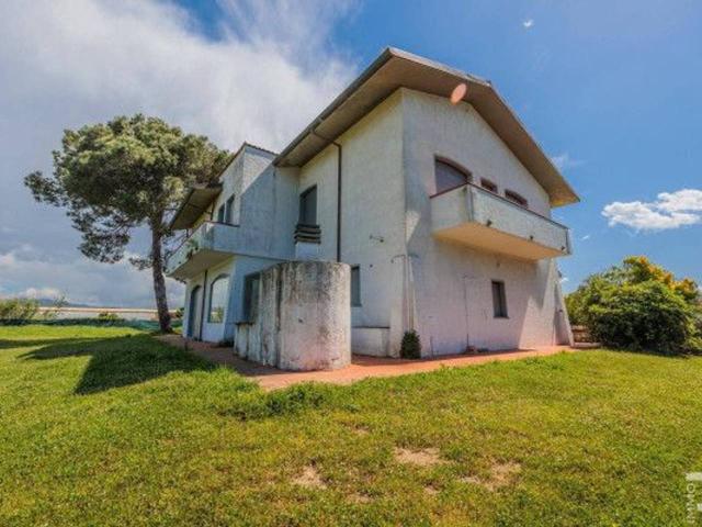 Villa in vendita a Viareggio