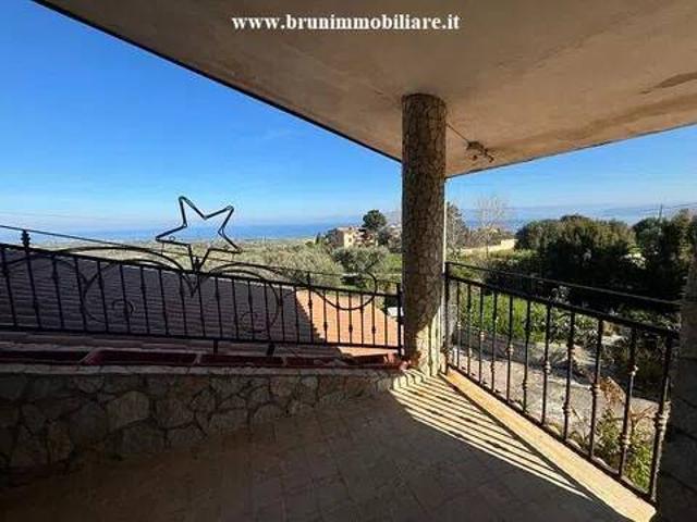 Villa in vendita a Vibo Valentia VV