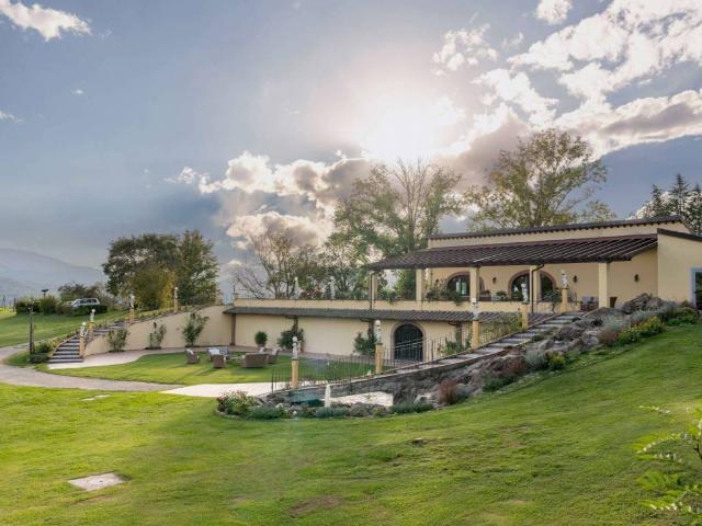 Villa in vendita a Vicchio FI