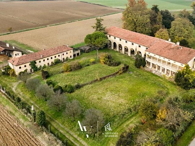 Villa in vendita a Vicenza VI