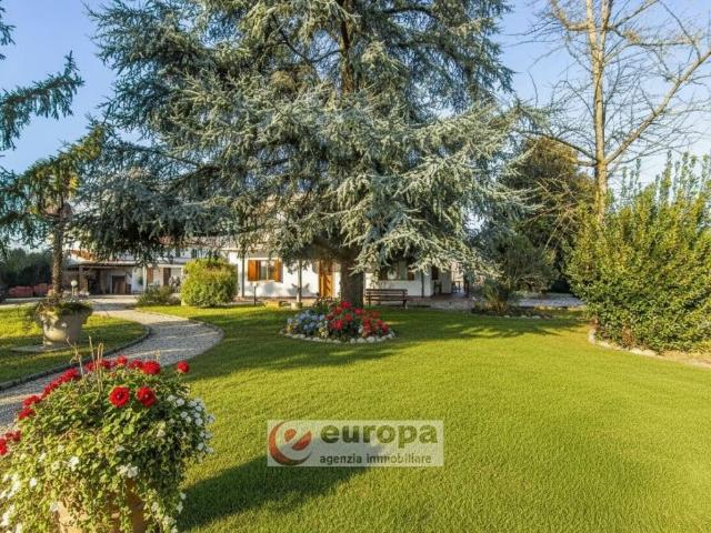Villa in vendita a Vicenza VI