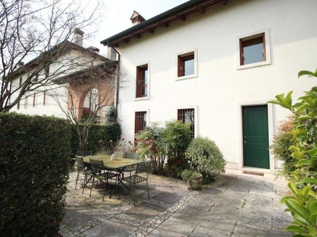 Villa in vendita a Vicenza VI