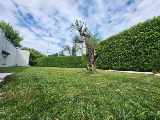Villa in vendita a Vicenza VI