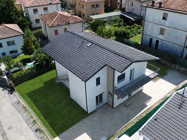 Villa in vendita a Vicenza VI