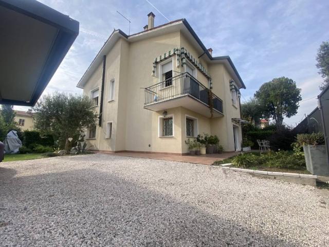 Villa in vendita a Vicenza VI