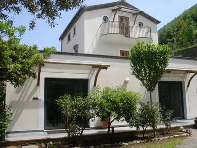 Villa in vendita a Vico Equense NA