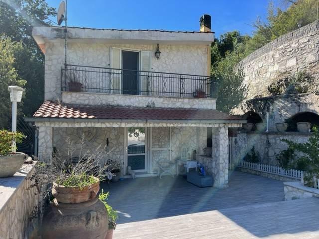 Villa in vendita a Vicovaro RM