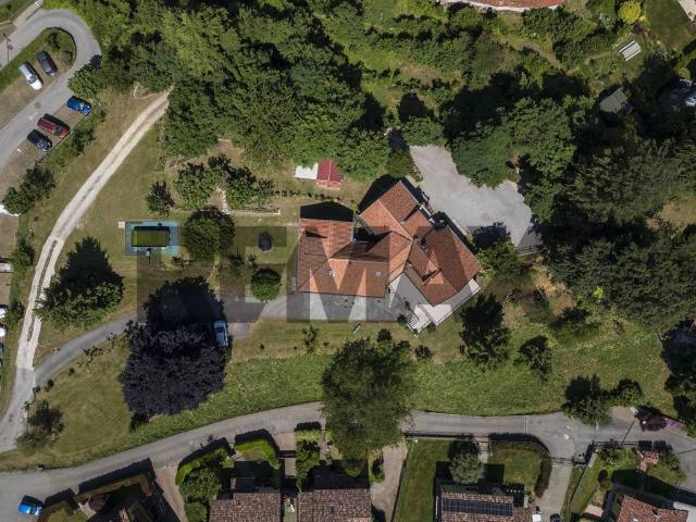 Villa in vendita a Viggiù VA