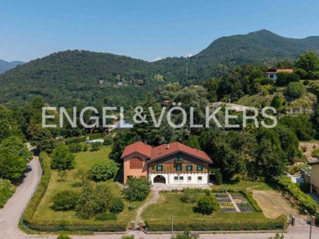 Villa in vendita a Viggiu'