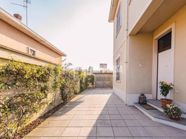 Villa in vendita a Vigevano PV