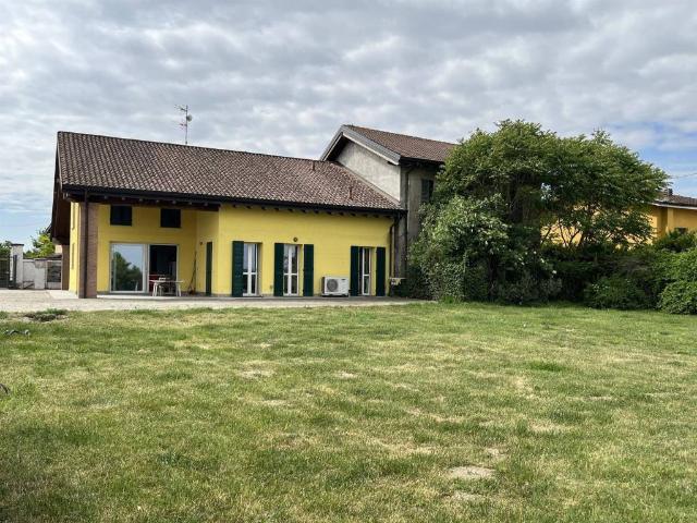 Villa in vendita a Vigevano PV