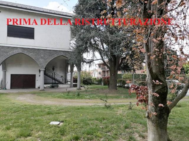 Villa in vendita a Vigone TO