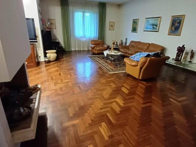 Villa in vendita a Vigolzone PC