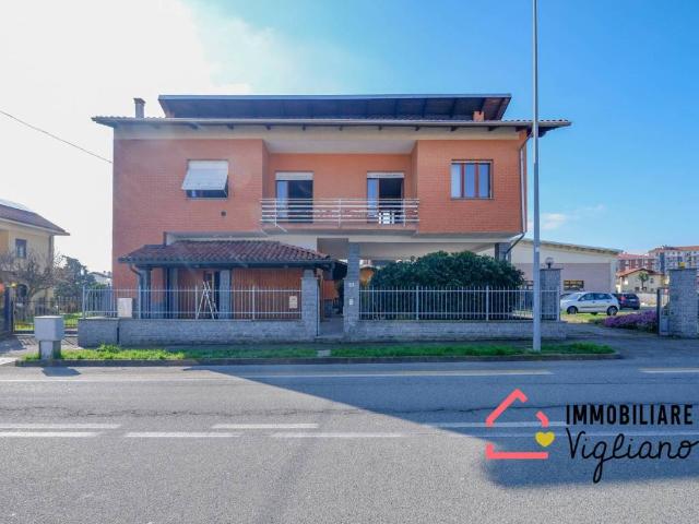 Villa in vendita a Vigliano Biellese BI