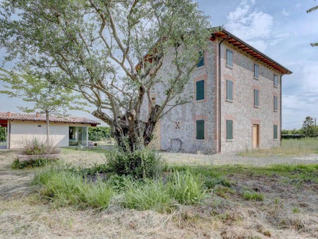 Villa in vendita a Vignola