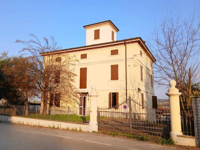 Villa in vendita a Vignola MO