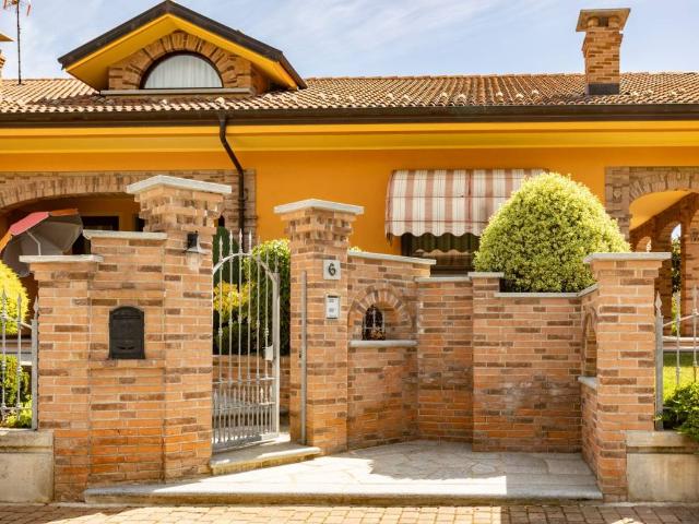 Villa in vendita a Vignolo CN